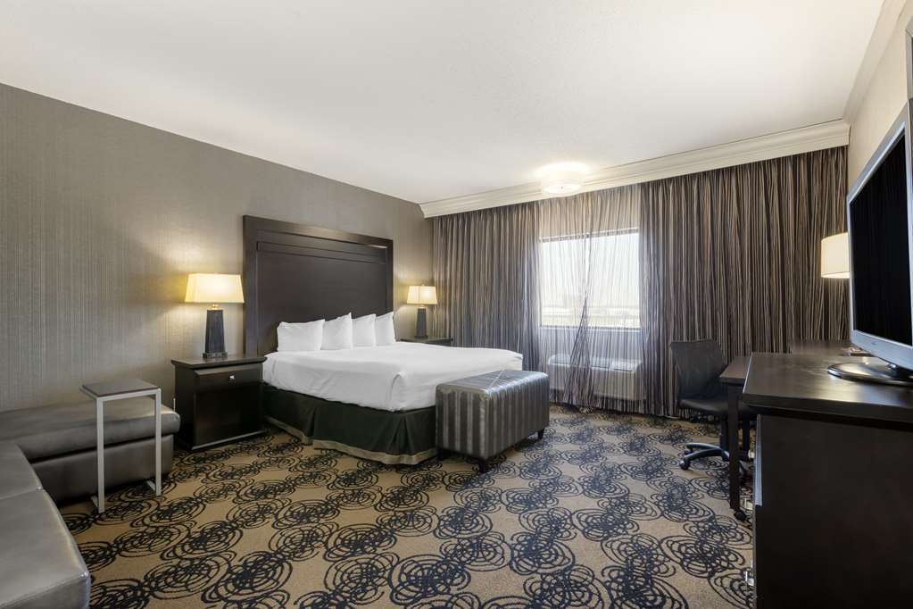Best Western Plus Midwest Inn - photo 20