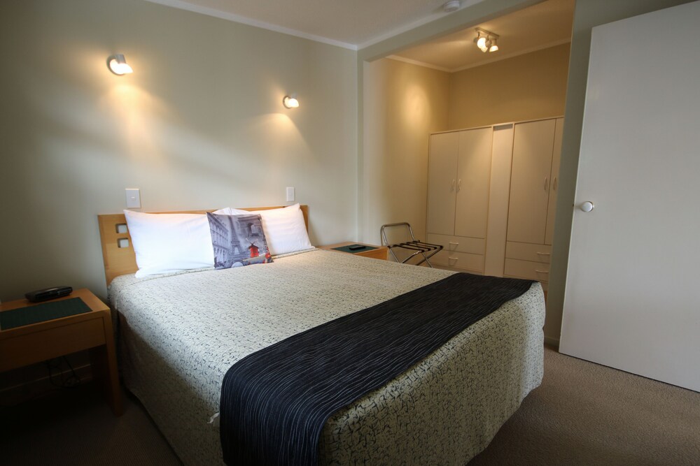 Spinnaker Motel in Porirua, New Zealand