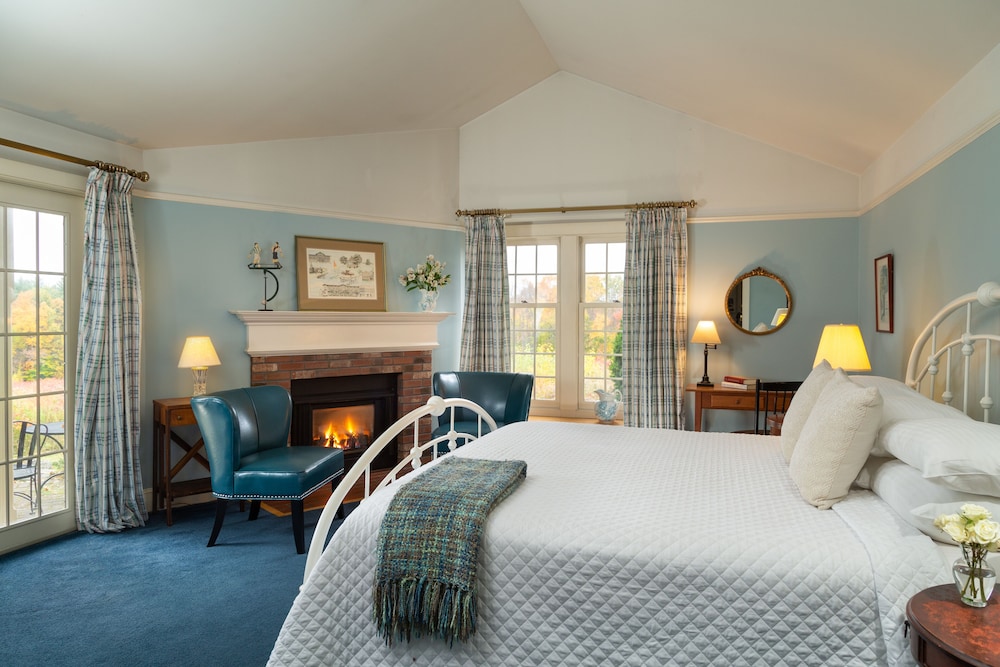 Chesterfield Inn - photo 17
