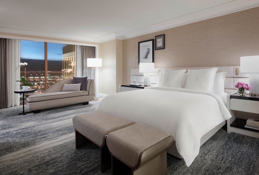 Four Seasons Hotel Las Vegas - photo 11
