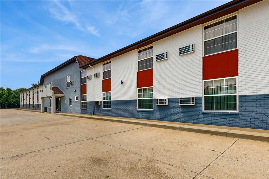 Red Lion Inn & Suites Olathe Kansas City - photo 4