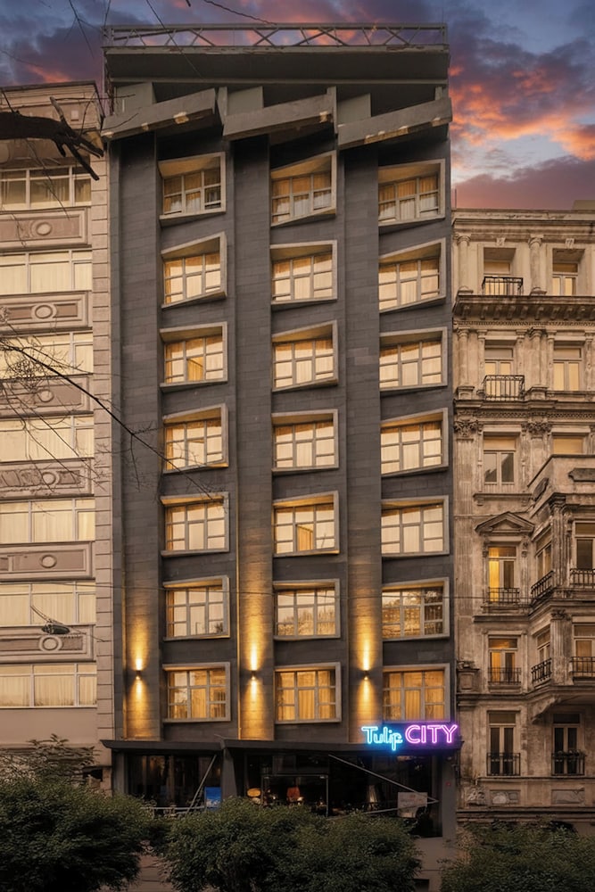 Tulip City Hotel & SPA — 4-Star Luxury Hotel in Istanbul, Turkey