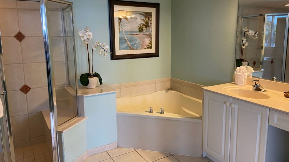 Lovers Key Resort Suite 2 - photo 36
