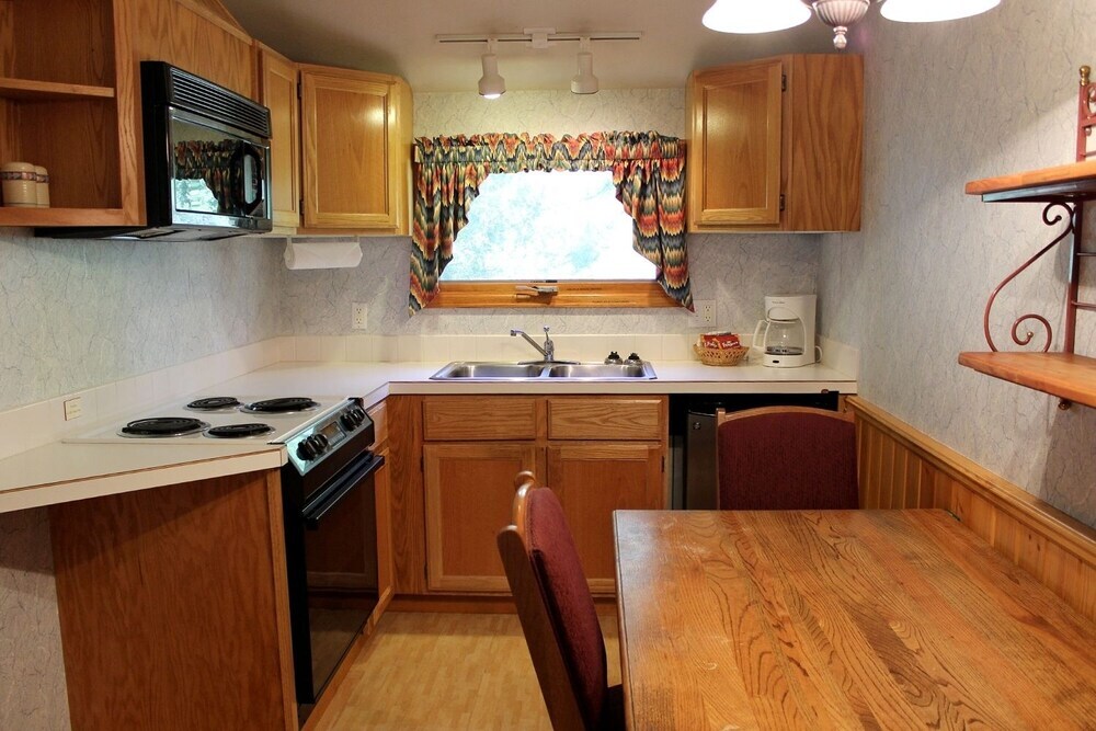 Sunnyside Knoll Resort - photo 14