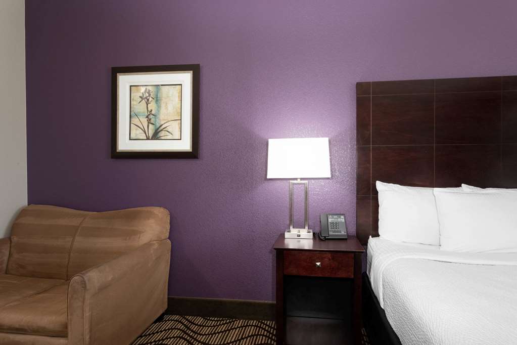 Baymont by Wyndham Henderson Northeast Denver - photo 39