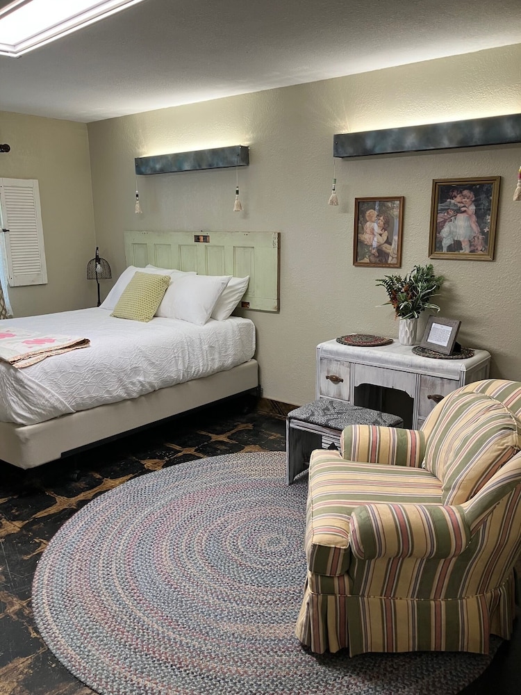 Prairie Rose Inn - photo 43