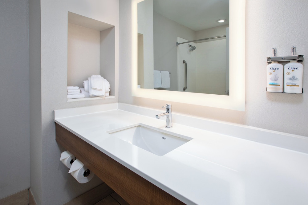 Holiday Inn Express Hotel & Suites Athens - photo 24