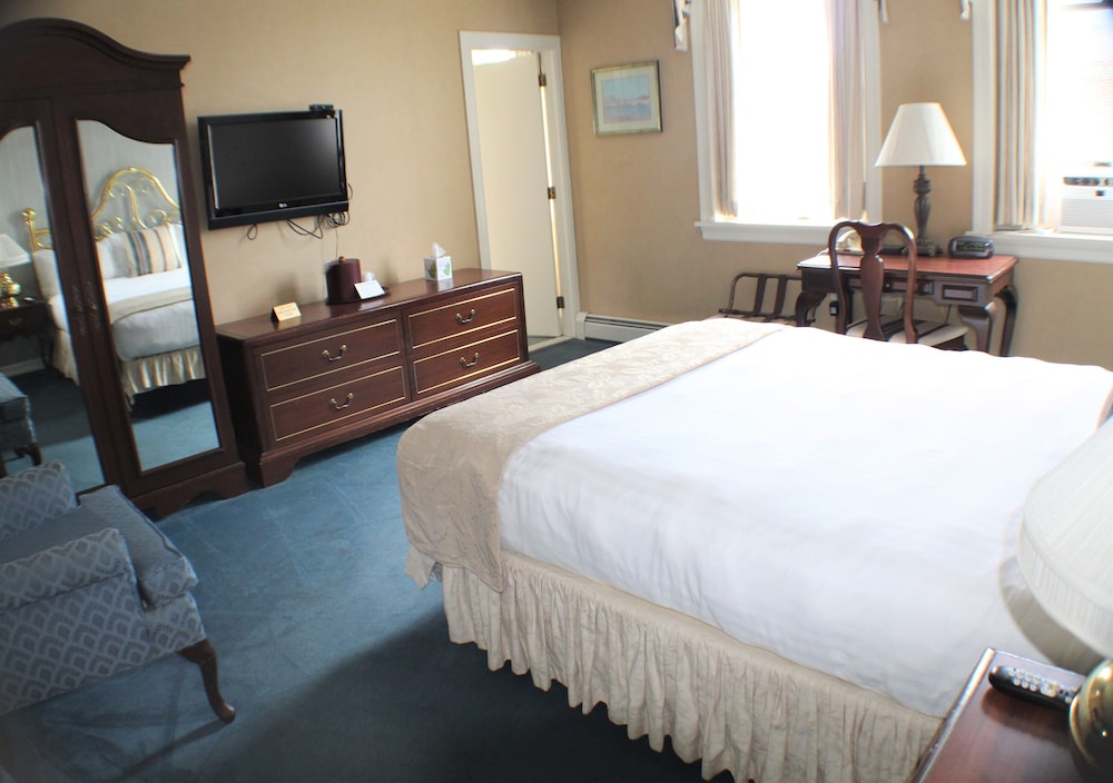 Waynebrook Inn Est 1865 - photo 17