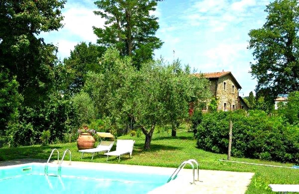 Casale Rupecanina — 4-Star Luxury Hotel in Vicchio, Italy
