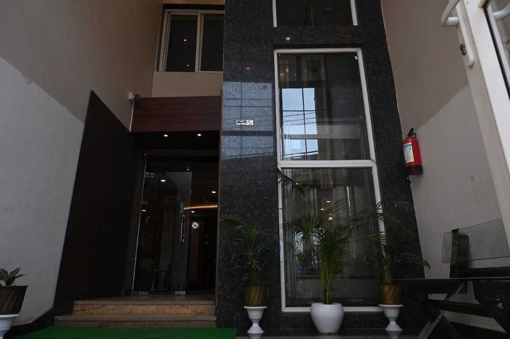 Hotel Jyoti Internetional — hotel in Robertsganj