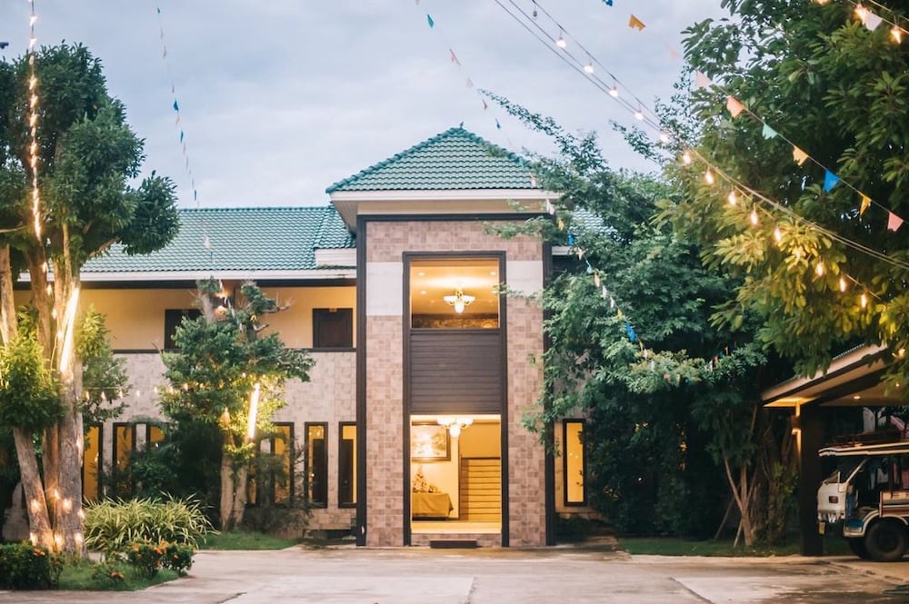 Baanmo Resort in Sukhothai, Thailand