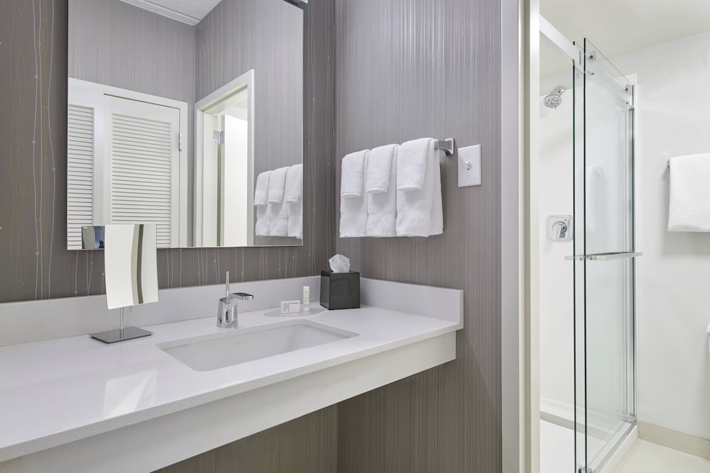 Courtyard by Marriott Chicago Oakbrook Terrace - photo 15