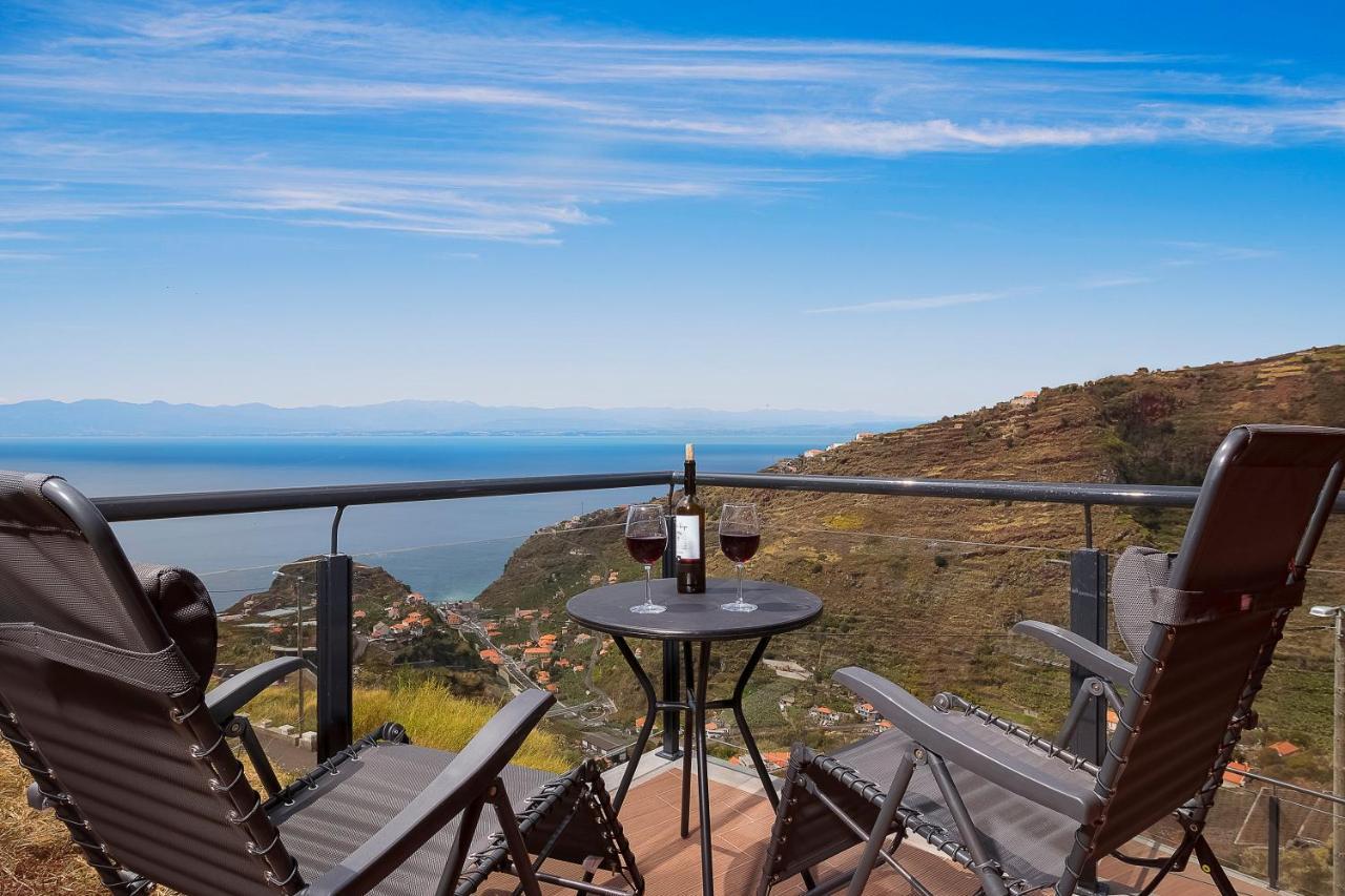 Sea View Loft Madeira - carbon neutral hotel in Ribeira Brava