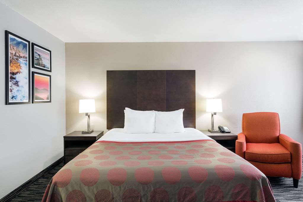 Ramada by Wyndham Monterey - photo 6