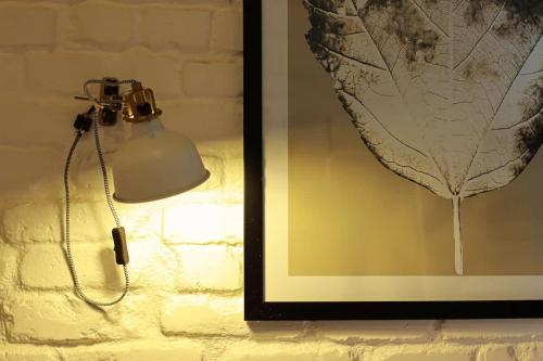 Chic Abanotubani Apt By Wehost