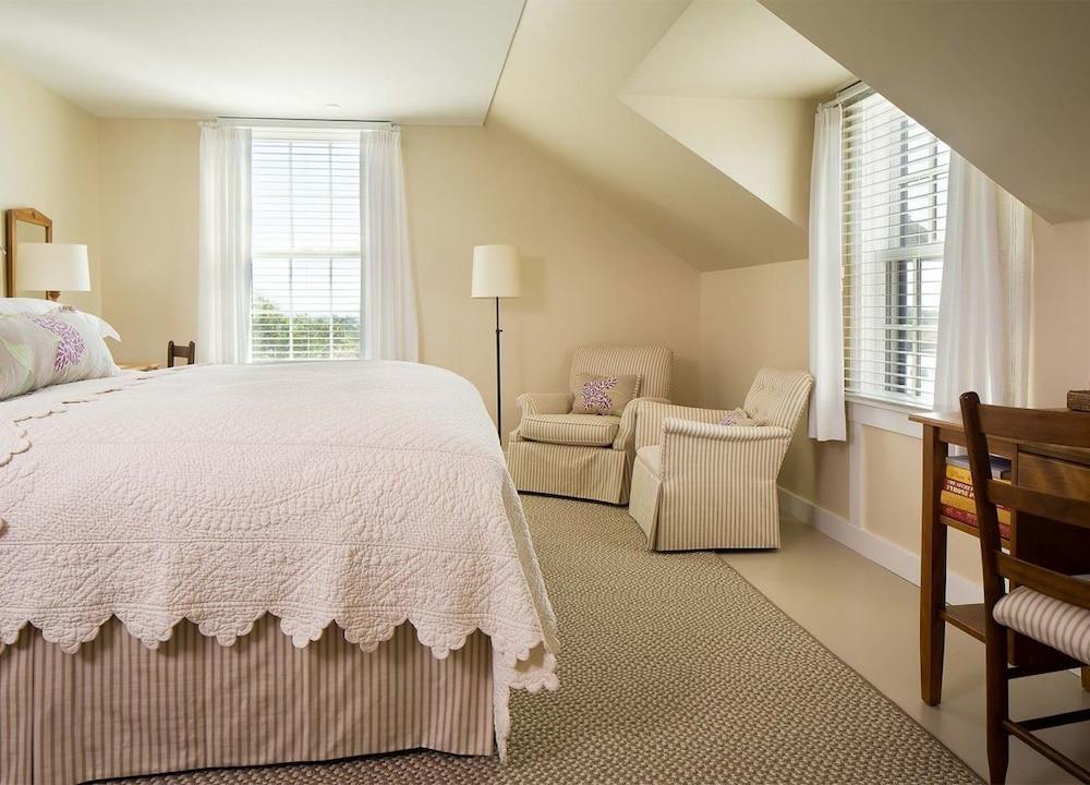 Weekapaug Inn - photo 4
