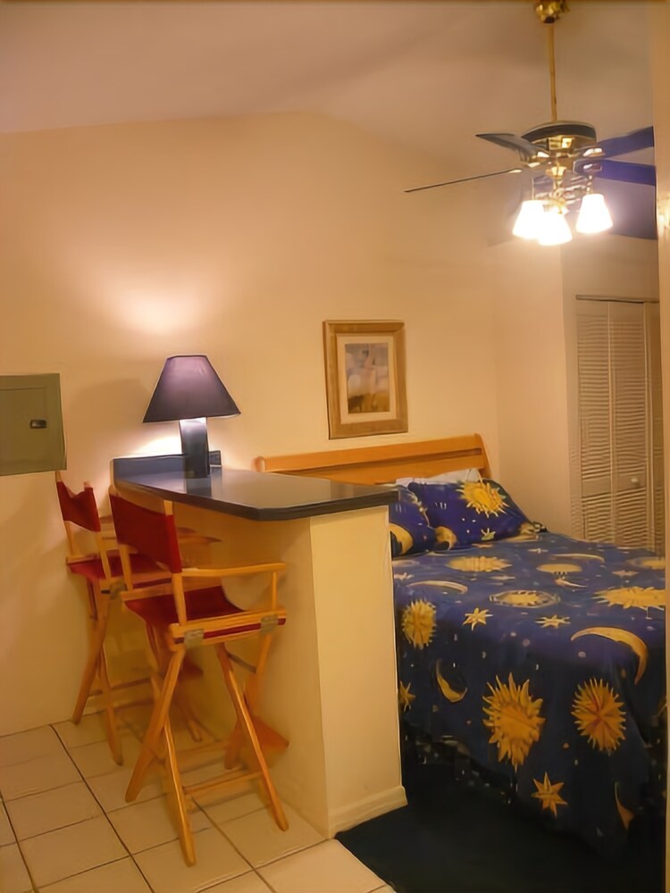 Whispers Resort By Affordable Beach Condos - photo 3