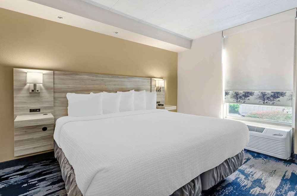 Best Western Plus Beckley Inn - photo 20