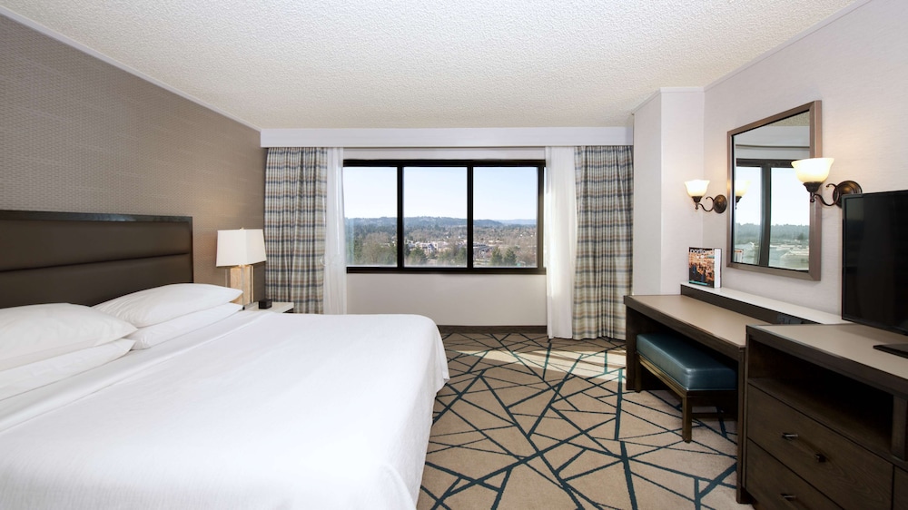 Embassy Suites by Hilton Portland Tigard - photo 15
