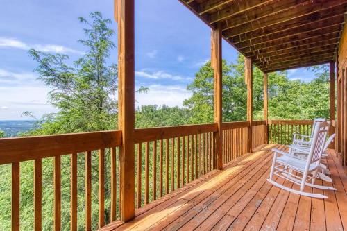 A View From Above Spacious Smoky Mountain Getaway Perfect for Families & Groups - photo 33