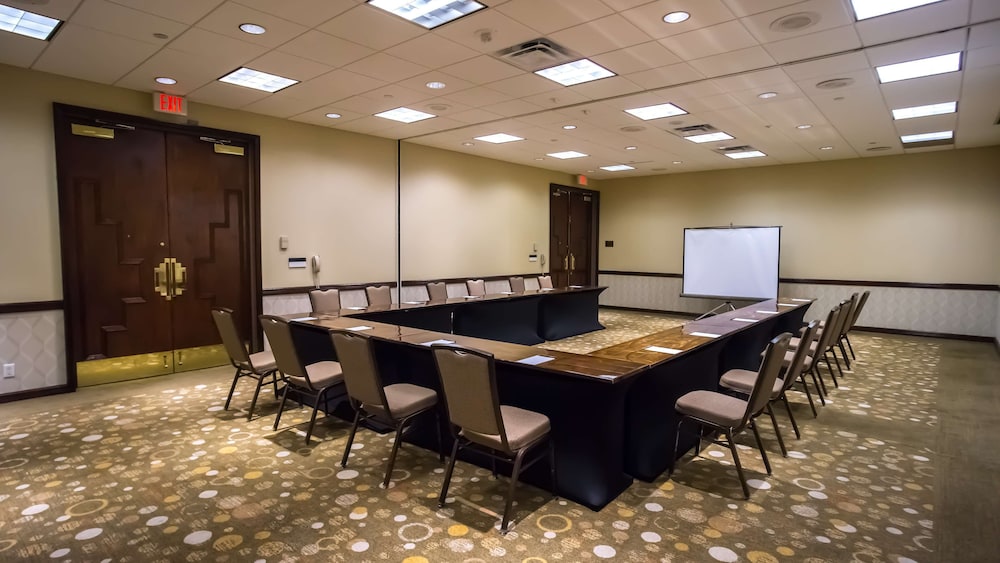 Embassy Suites by Hilton Tampa Airport Westshore - photo 62