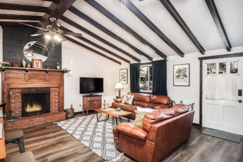 The Salty Fox modern vintage in Ruidoso, United States