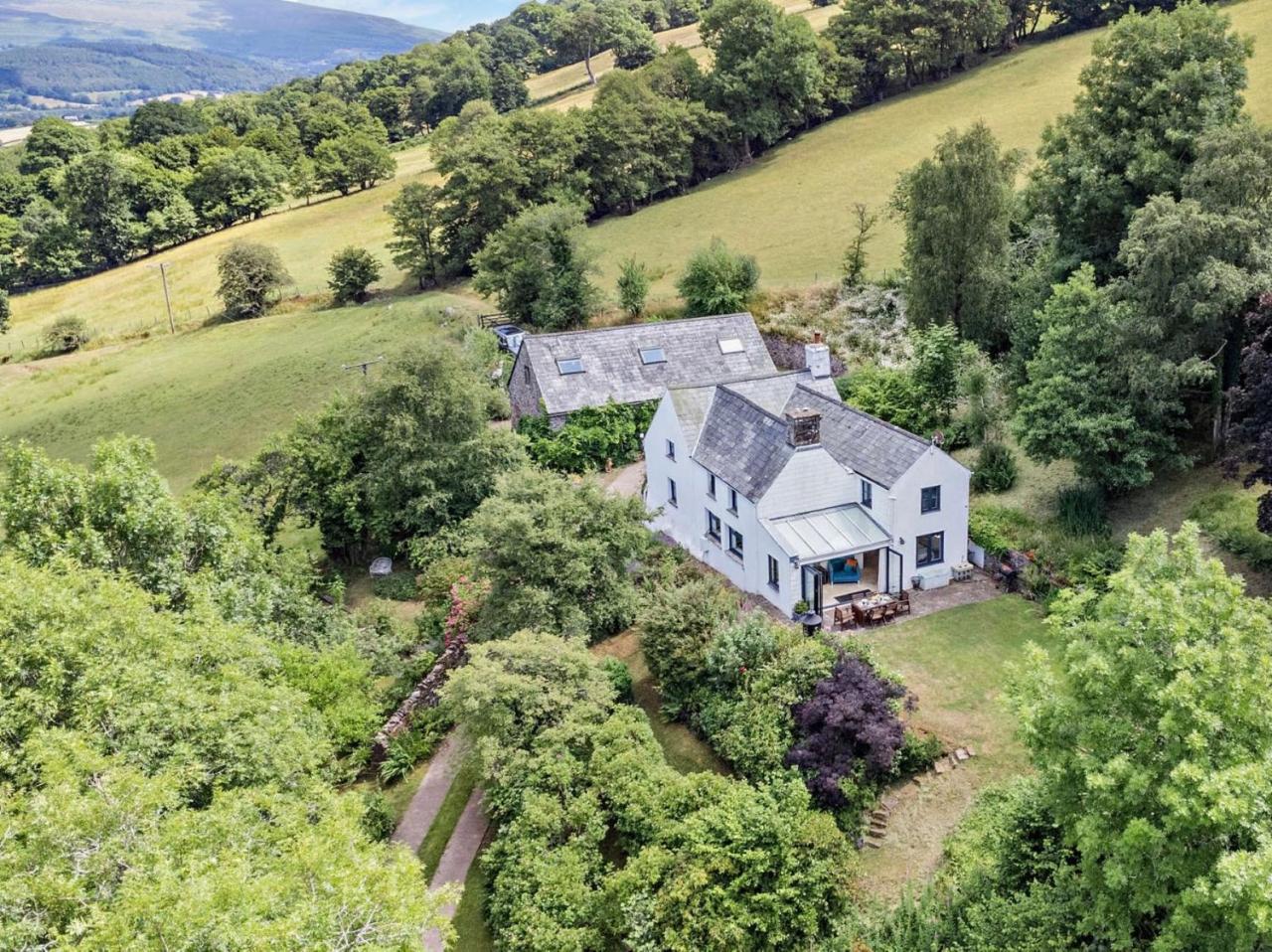 3 Bed in Llangynidr 56811 — hotel in Llangynidr