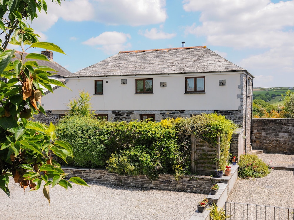 Great Brightor Cob Barn in Bodmin, United Kingdom