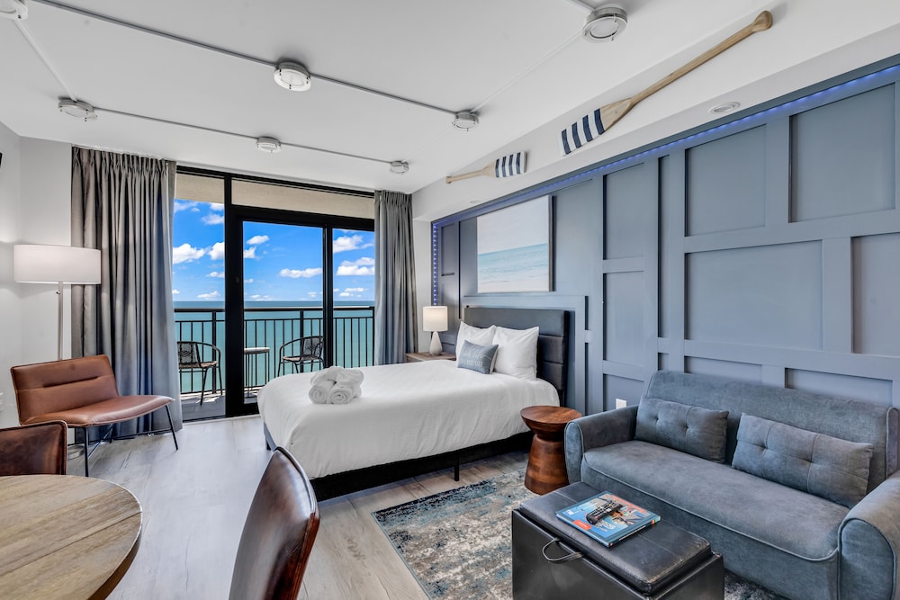 Breakers Tower 1BR Oceanfront Condo - photo 18