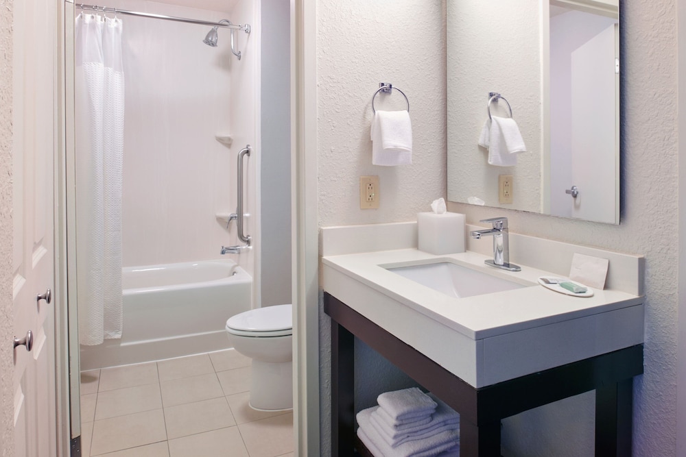 Courtyard by Marriott Columbus Downtown - photo 20