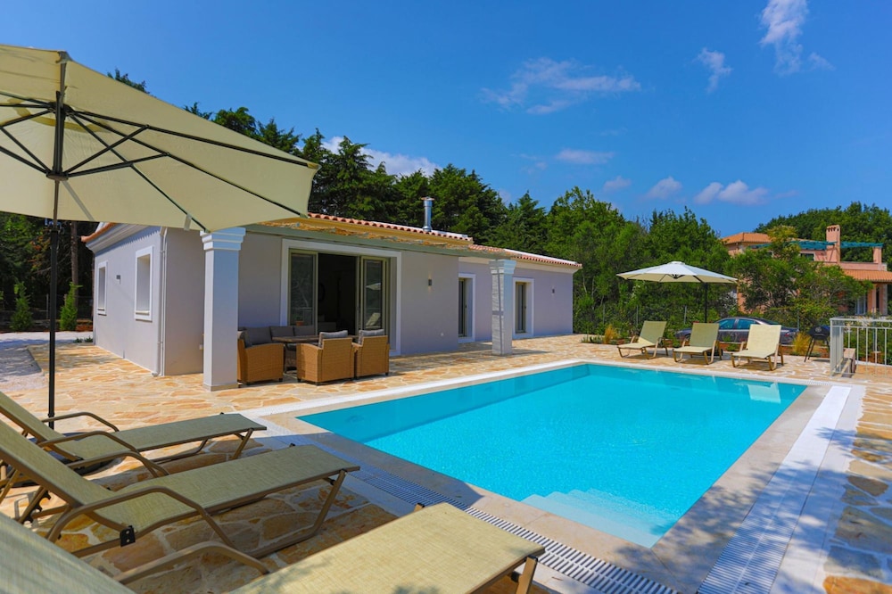 Villa Jupeter in Corfu — 4-Star Luxury Hotel in Corfu, Greece