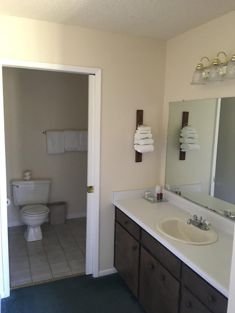Lake Shastina Golf Resort - photo 21