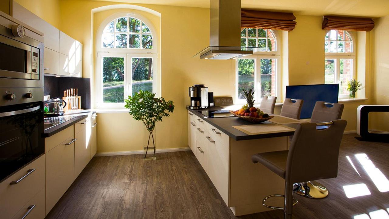 Parkresidenz Lychen Ferienwohnung 1 — 4-Star Luxury Hotel in Lychen, Germany