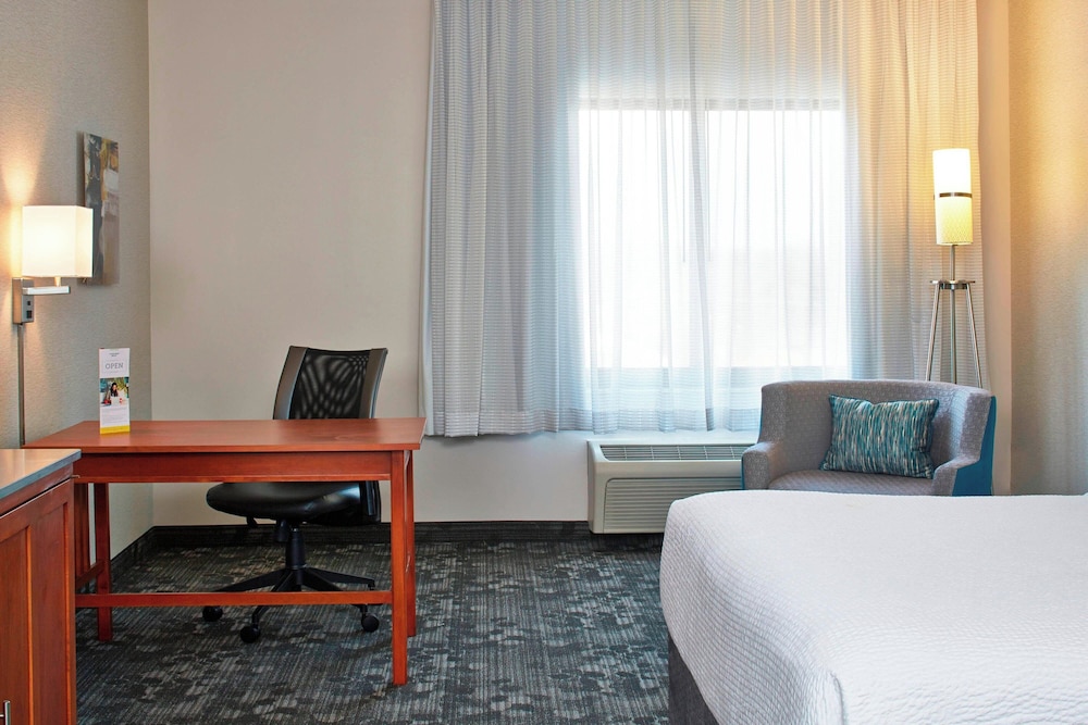 Courtyard by Marriott Bloomington by Mall of America - photo 15