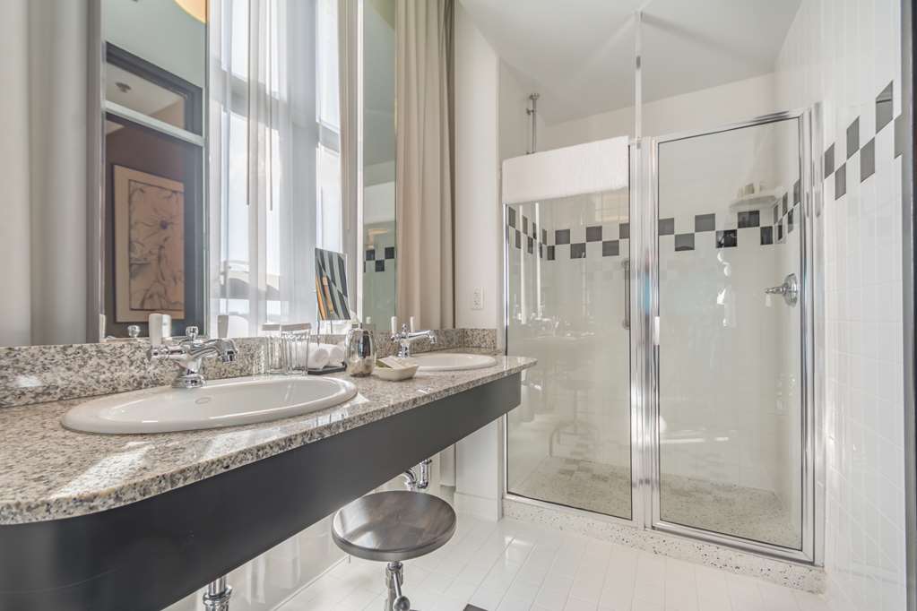Proximity Hotel - photo 29