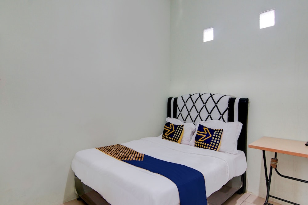 Hotel O Awi Stay Syariah Near Simpang Kawasan Industri Wilmar Pelintung in Dumai, Indonesia
