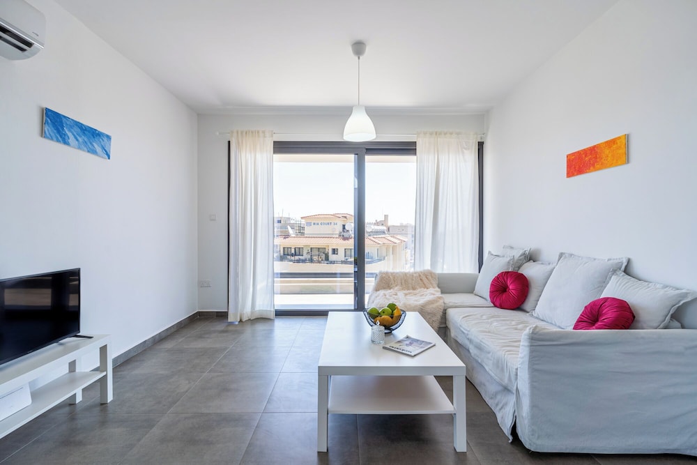 Maryam’s 2 BR Apt Facing Larnaca Harbor With Pool