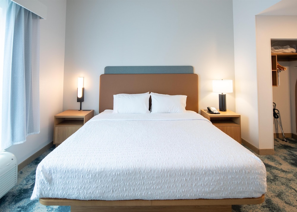 Hampton Inn Presque Isle Maine - photo 8