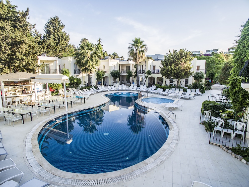 Paloma Family Club — 4-Star Luxury Hotel in Bodrum, Turkey