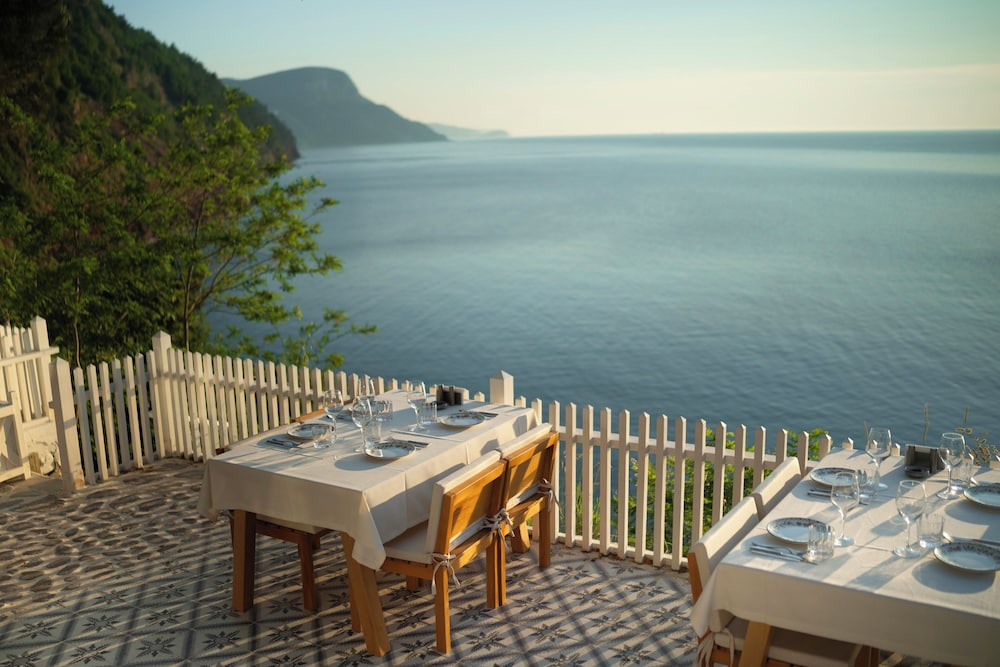 Sadef Akkonak in Amasra, Turkey