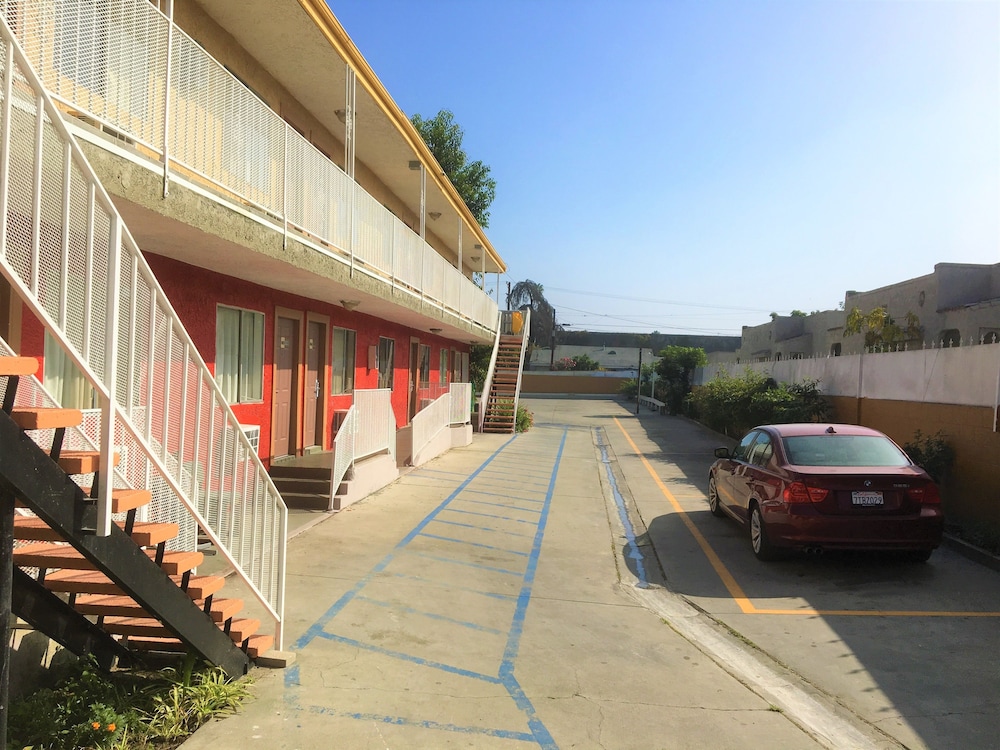 4 Star Motel - photo 31