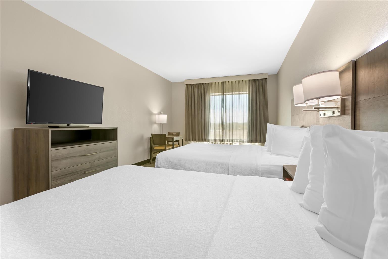 Super 8 by Wyndham Greensboro Coliseum Conv. - photo 26