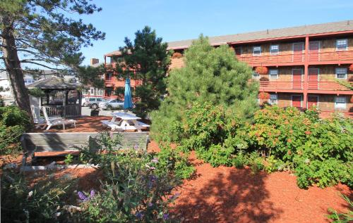 Cape Ann Motor Inn - photo 9