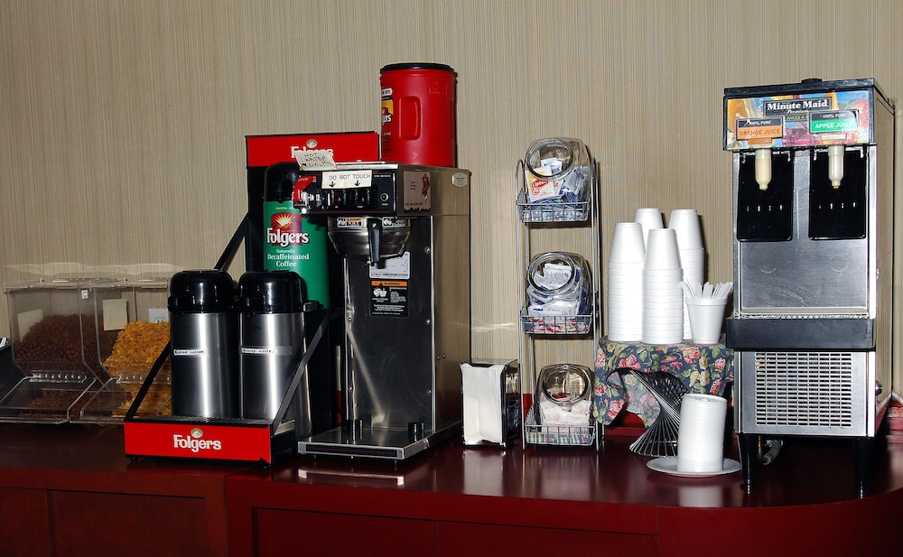 Metro Plaza Hotel - photo 30