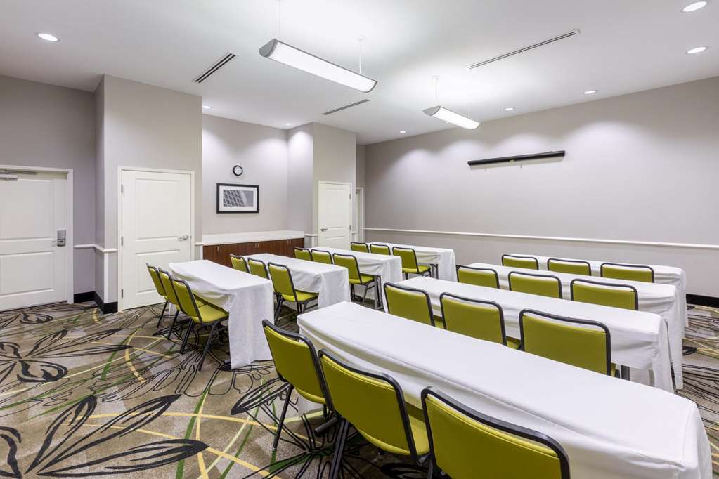 La Quinta Inn & Suites by Wyndham Houston NW Beltway8 WestRD - photo 30