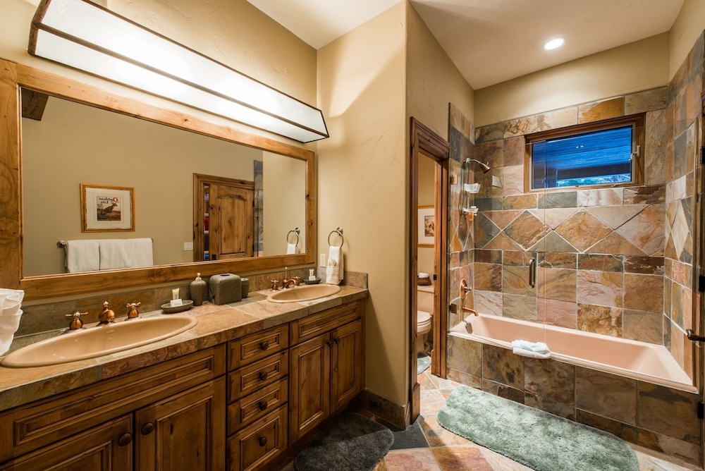 Abode in Deer Crest - photo 41