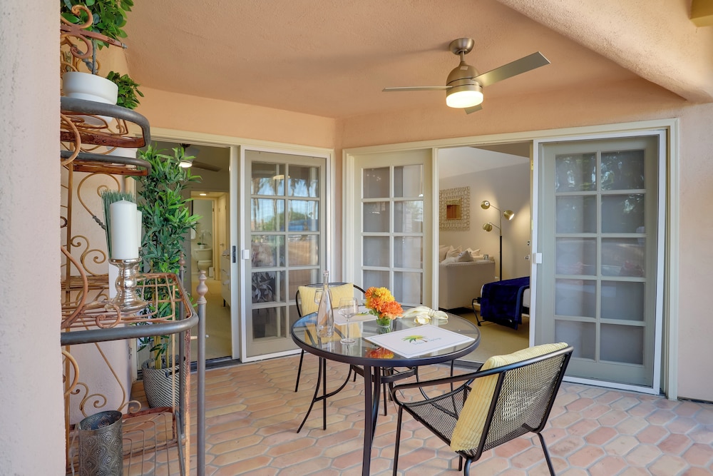 Resort Amenities: Updated Palm Springs Villa - photo 24
