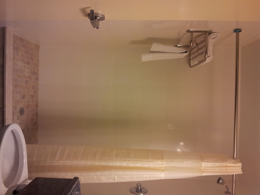 Hotel Bliss - photo 32