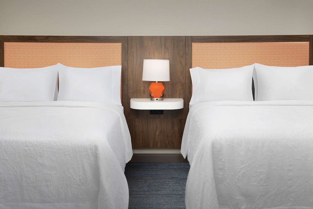 Hampton Inn Baltimore Downtown Convention Center - photo 6