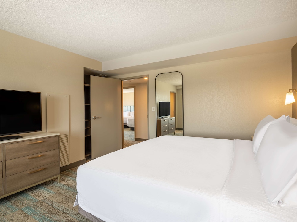Homewood Suites by Hilton Toledo Downtown - photo 13